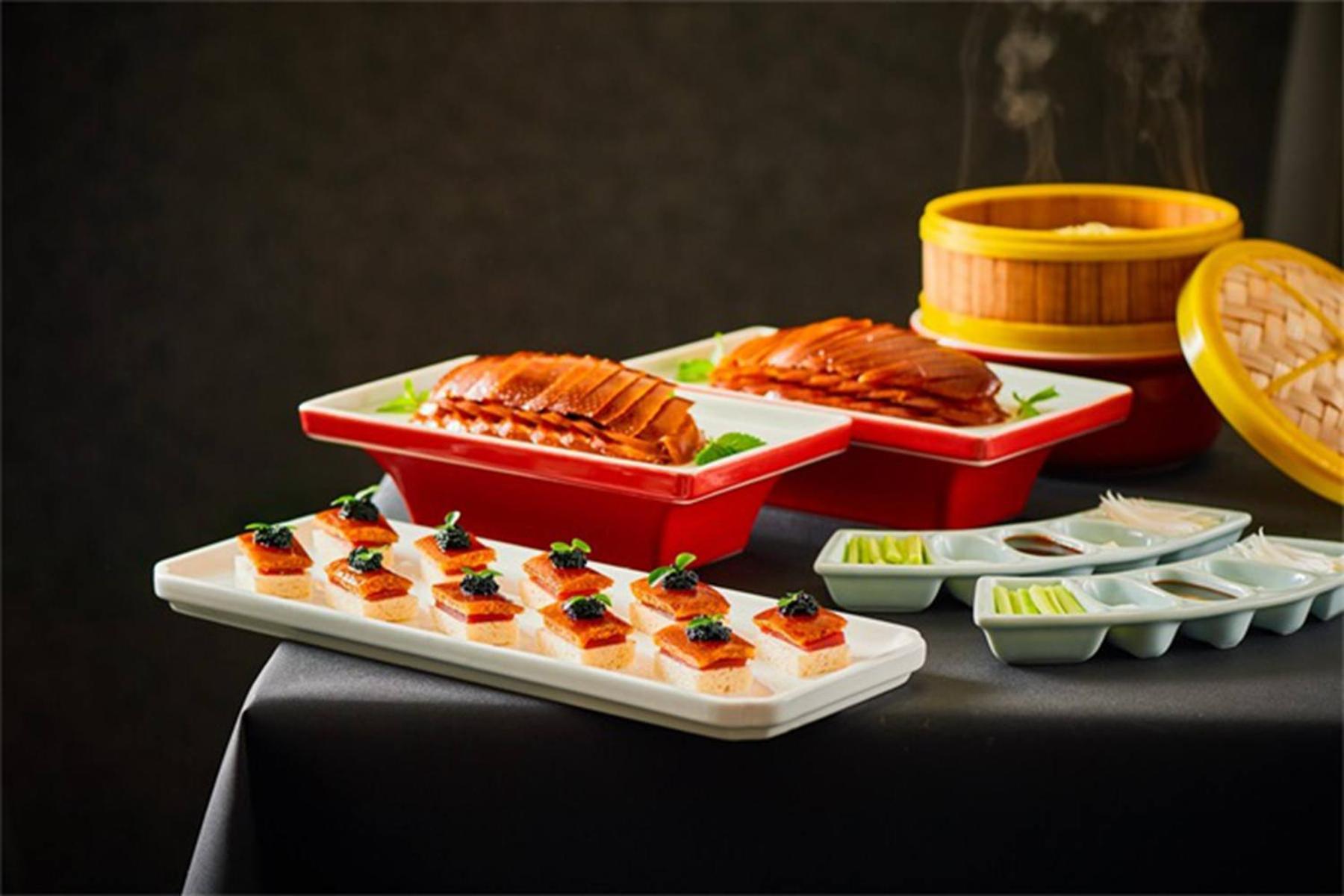 East Sacred Hotel--Very Near Beijing Tiananmen Square ,The Forbidden City,The Temple Of Heaven ,3 Minutes' Walk To Wangfujing Subway ,Located In The Center Of Beijing, Many Shopping Malls Around,Newly Renovated Hotel-Able To Receive Foreign Guests Εξωτερικό φωτογραφία A selection of dim sum
